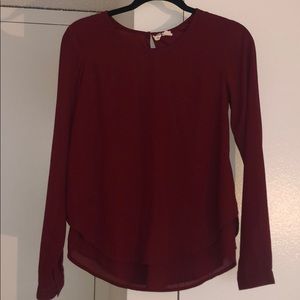 Long sleeve red shirt
